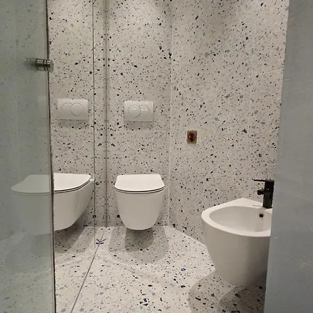 Alba Suites *