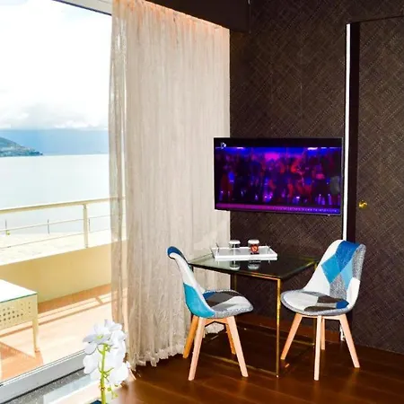 Aparthotel Alba Vlorë