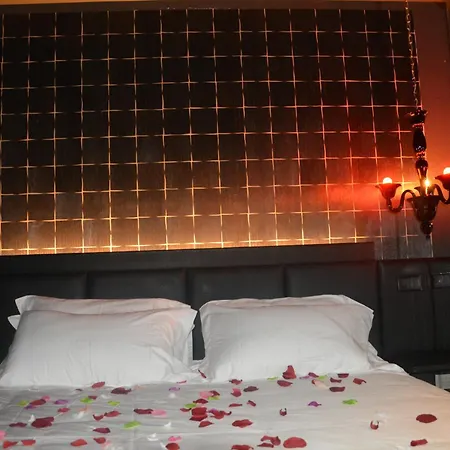 Aparthotel Alba Vlorë